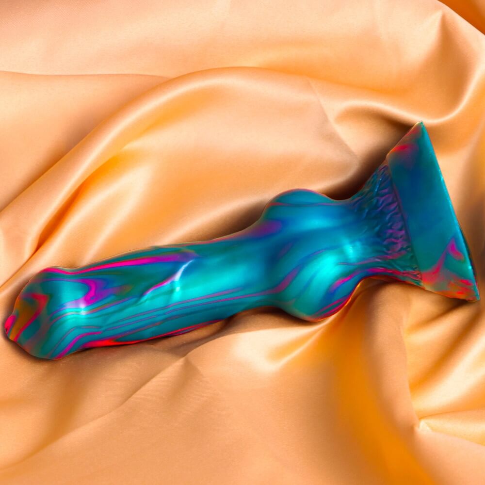 7.6-Silicone-Realistic-Wolf-Animal-Dildo-with-Strong-Suction-Cup